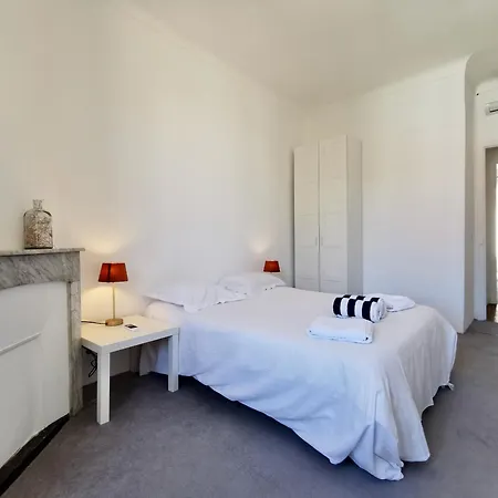 Palais Biscarra By Guys Apartment